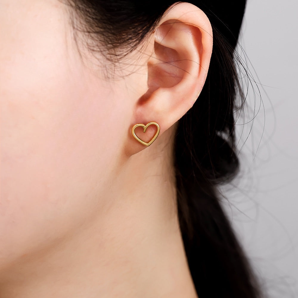Herz Damen Ohrringe Gold – Ohrstecker aus Edelstahl 316L | Jeweloire