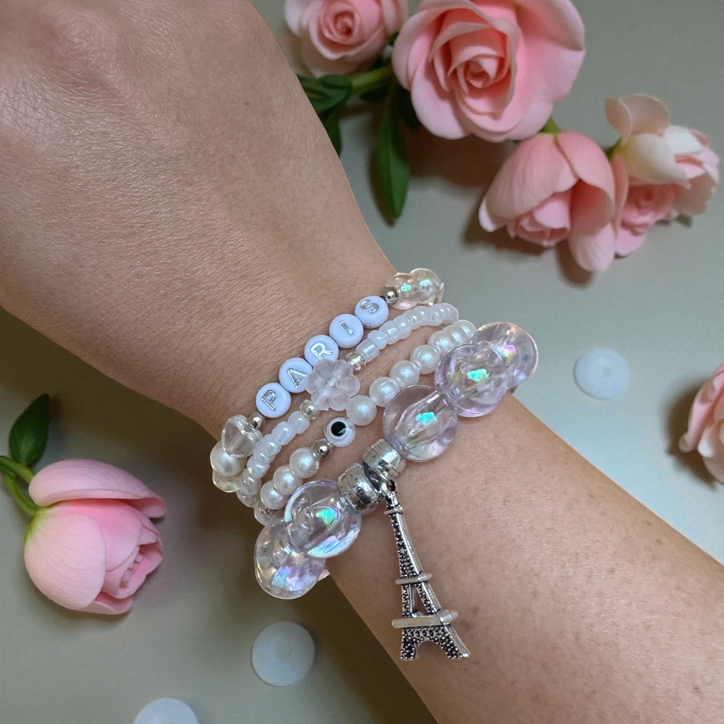 Handgemachtes Perlenarmband Set mit Eifelturm